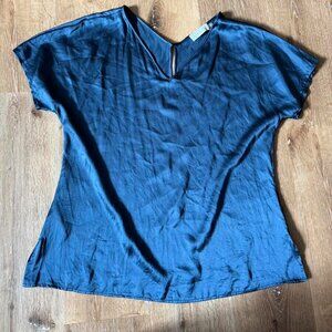 Ravella Womens Blue 100% Pure Silk Blouse Hi Low Hem V-Neck Size M